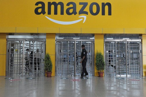 Большой брат не смотрит на Amazon, несмотря на браслеты для отслеживания сотрудников